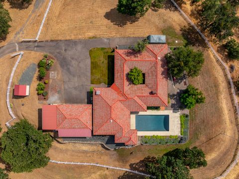 Tiny photo for 6048 Tolo Road, Central Point, OR 97502 (MLS # 220211709)