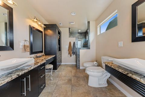 Tiny photo for 6048 Tolo Road, Central Point, OR 97502 (MLS # 220211709)