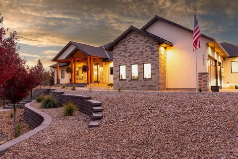Tiny photo for 62825 Montara Drive, Bend, OR 97701 (MLS # 220202320)