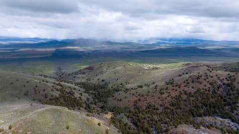 Tiny photo for 5872 John Day Highway, Brogan, OR 97903 (MLS # 220224625)