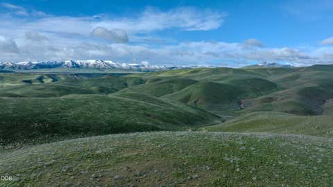 Photo of 5872 John Day Highway, Brogan, OR 97903 (MLS # 220224625)