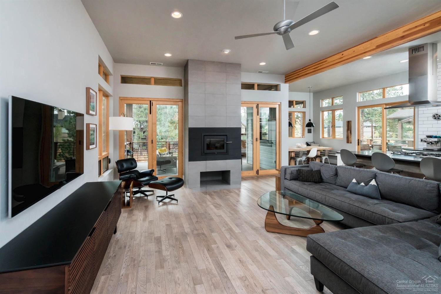 Skyliner Summit - Residential