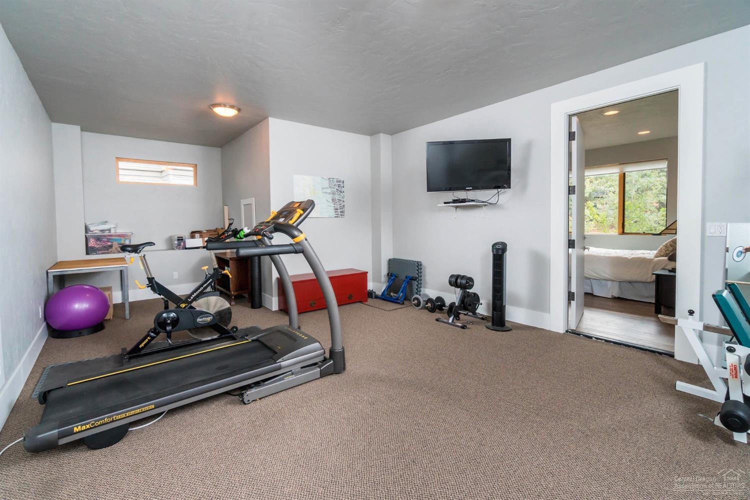 Skyliner Summit - Residential