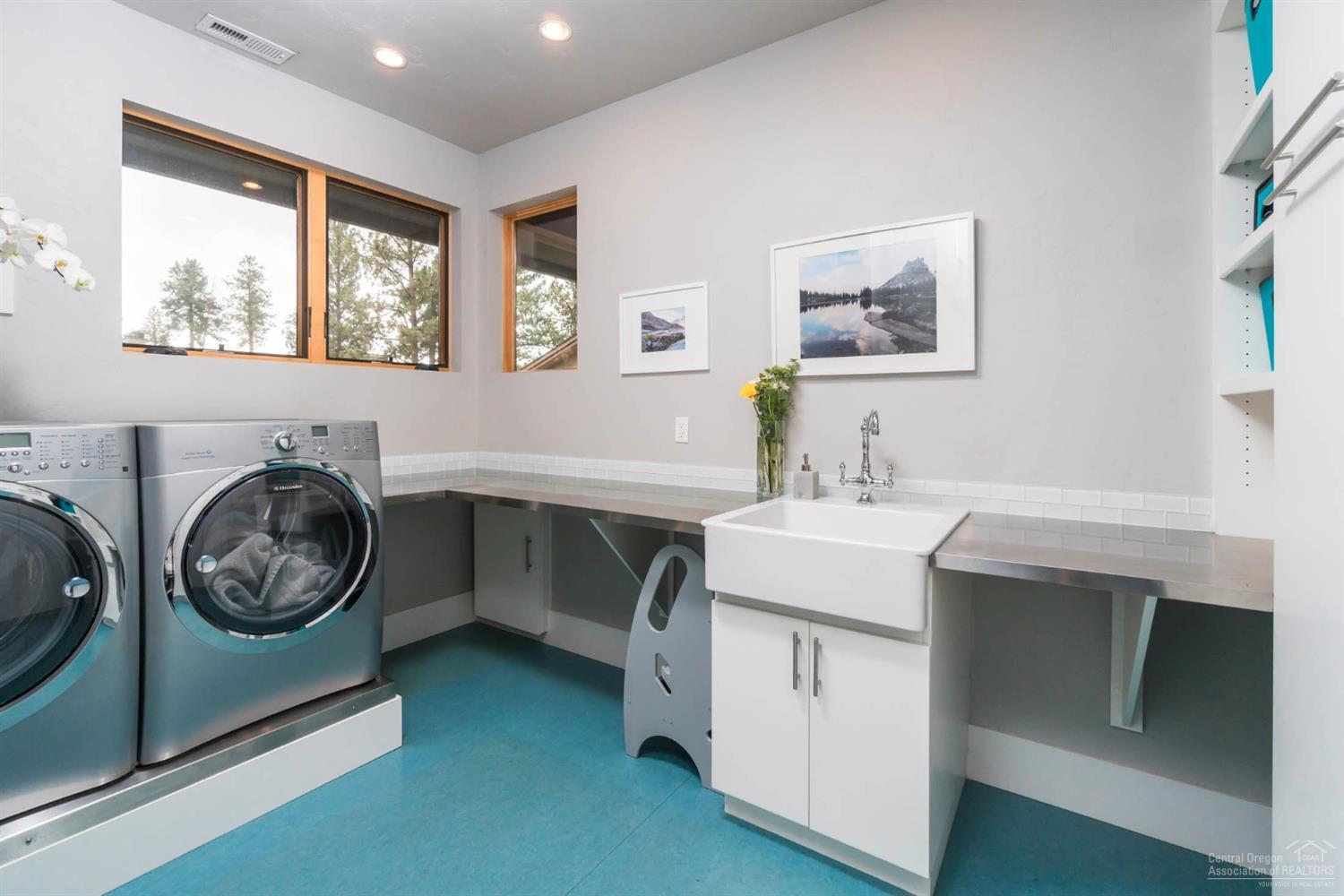 Skyliner Summit - Residential