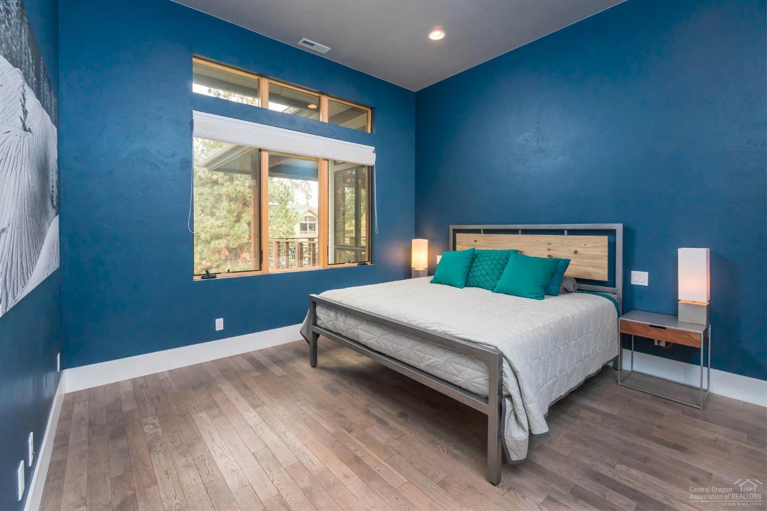 Skyliner Summit - Residential