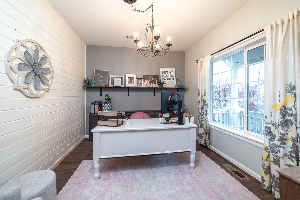 Jonahs Landing - Residential