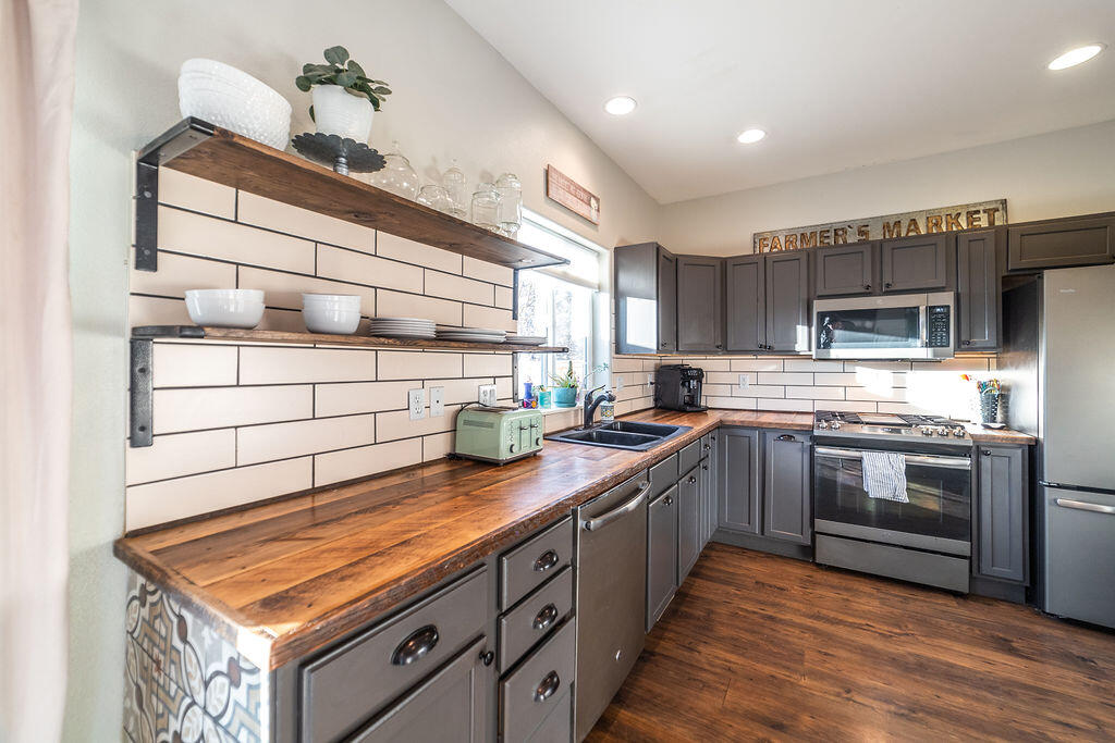 Jonahs Landing - Residential