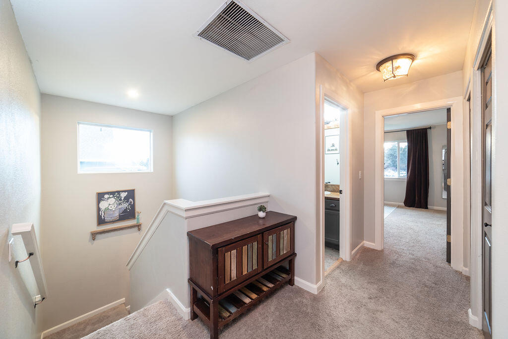 Jonahs Landing - Residential