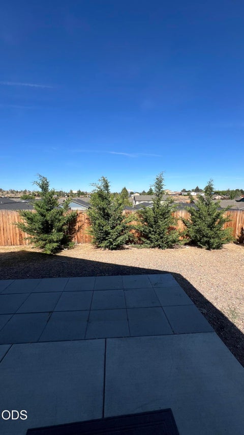 Tiny photo for 898 SE Strawberry Lane, Madras, OR 97741 (MLS # 220224498)
