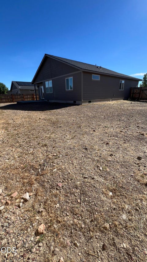 Tiny photo for 898 SE Strawberry Lane, Madras, OR 97741 (MLS # 220224498)