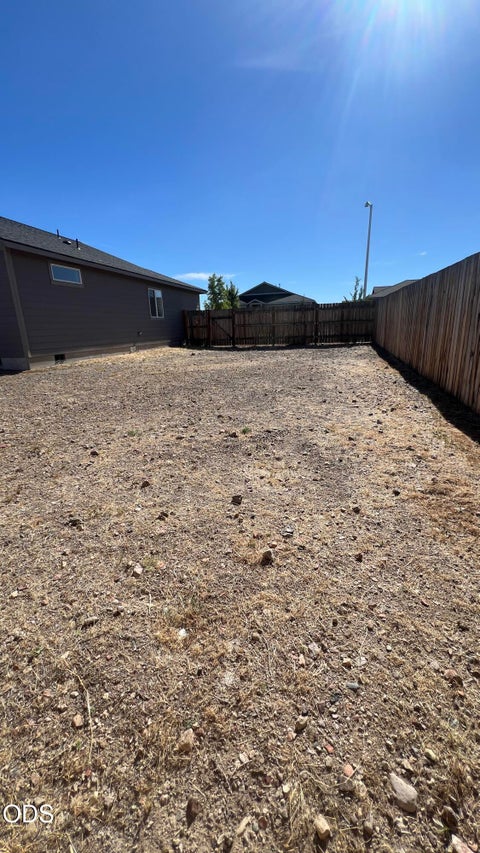 Tiny photo for 898 SE Strawberry Lane, Madras, OR 97741 (MLS # 220224498)