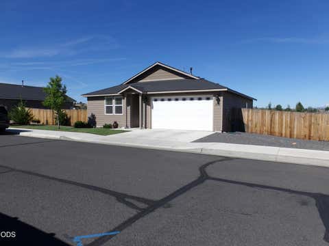 Tiny photo for 898 SE Strawberry Lane, Madras, OR 97741 (MLS # 220224498)