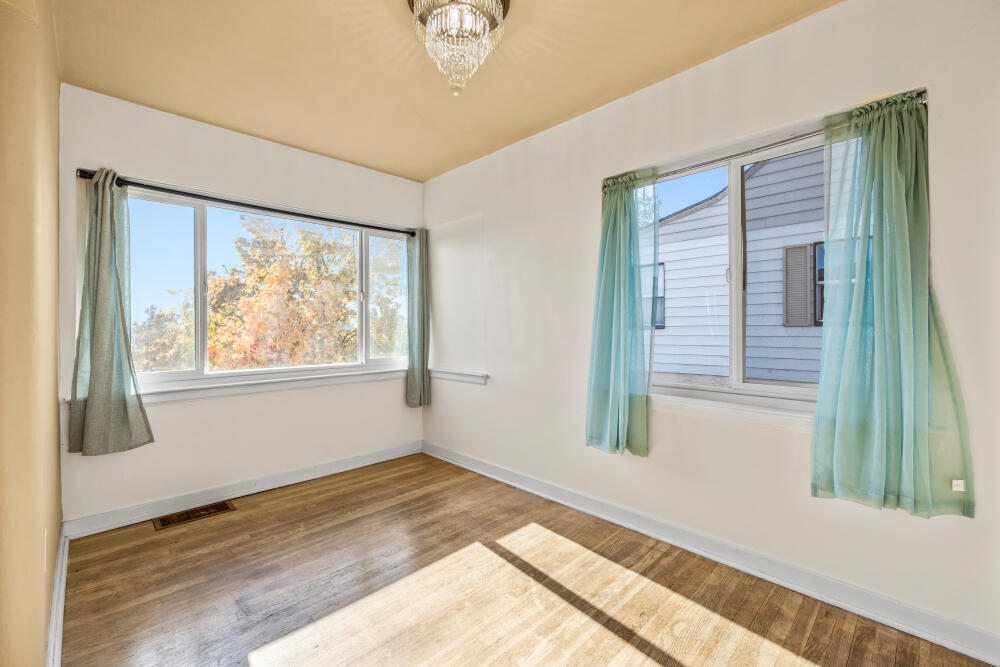 Klamath Falls -Ewauna Heights Addition - Residential Income