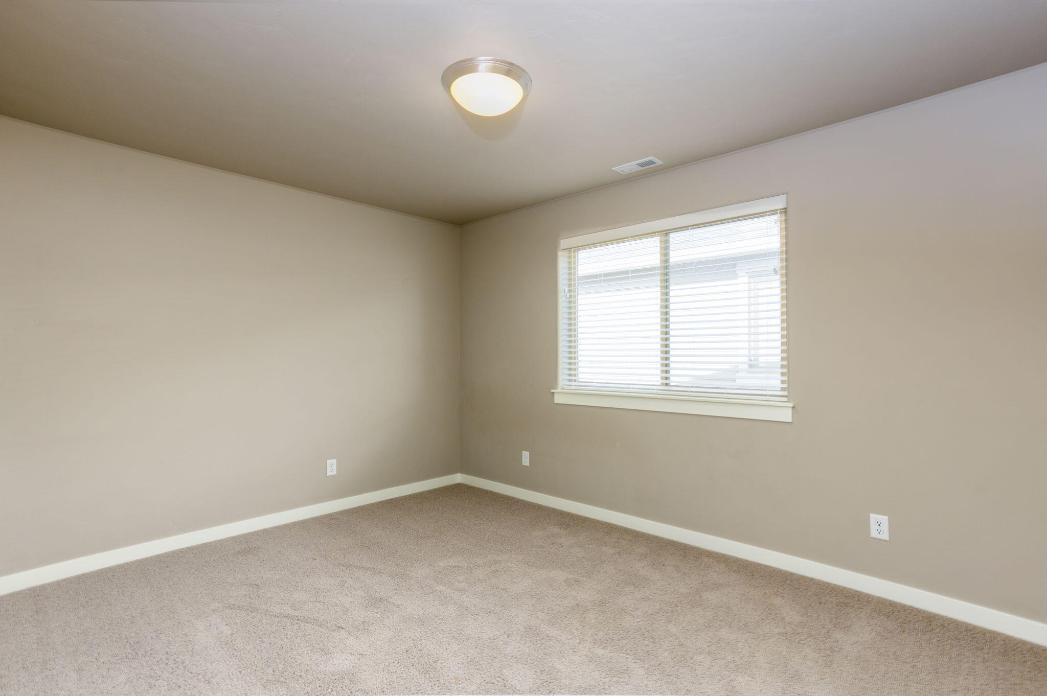 Lava Ridges - Residential