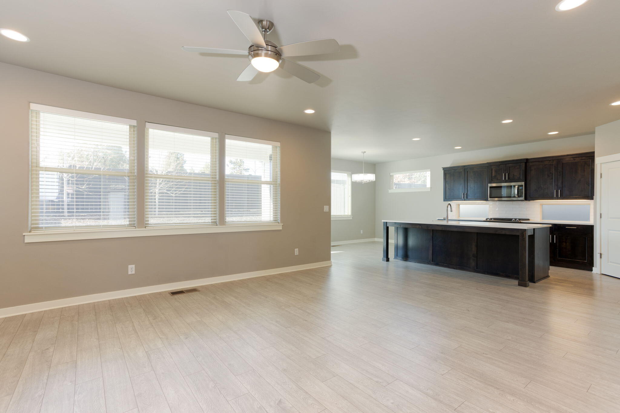 Lava Ridges - Residential