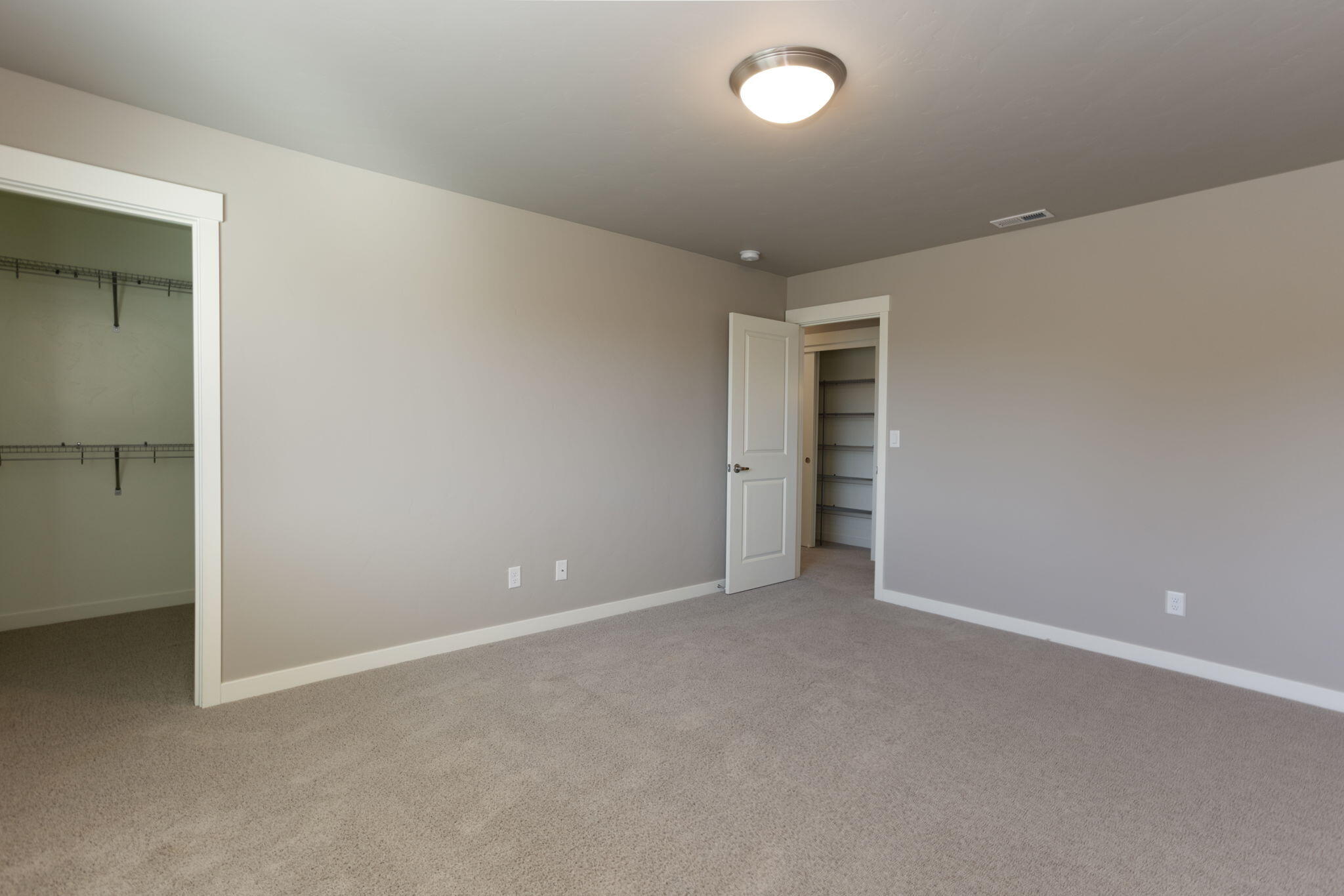 Lava Ridges - Residential