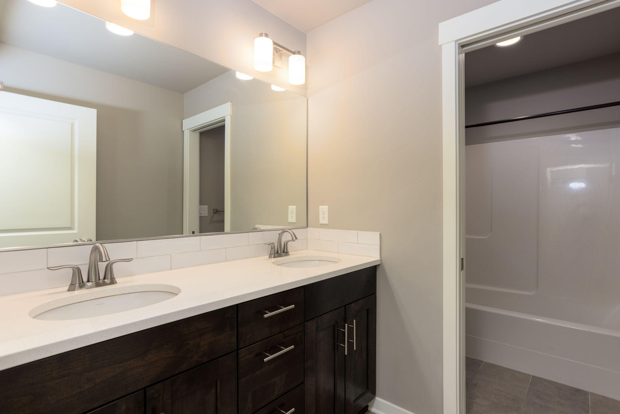 Lava Ridges - Residential