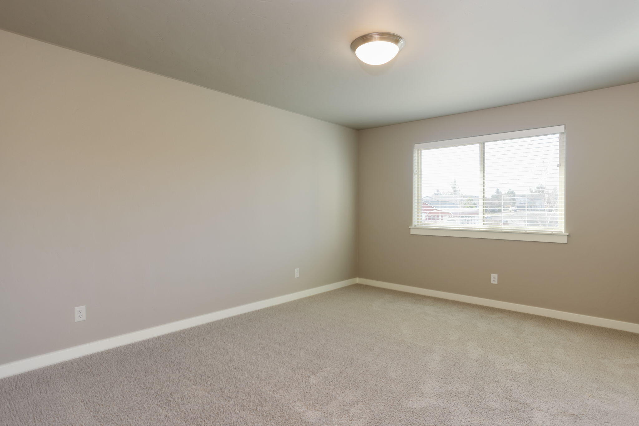 Lava Ridges - Residential