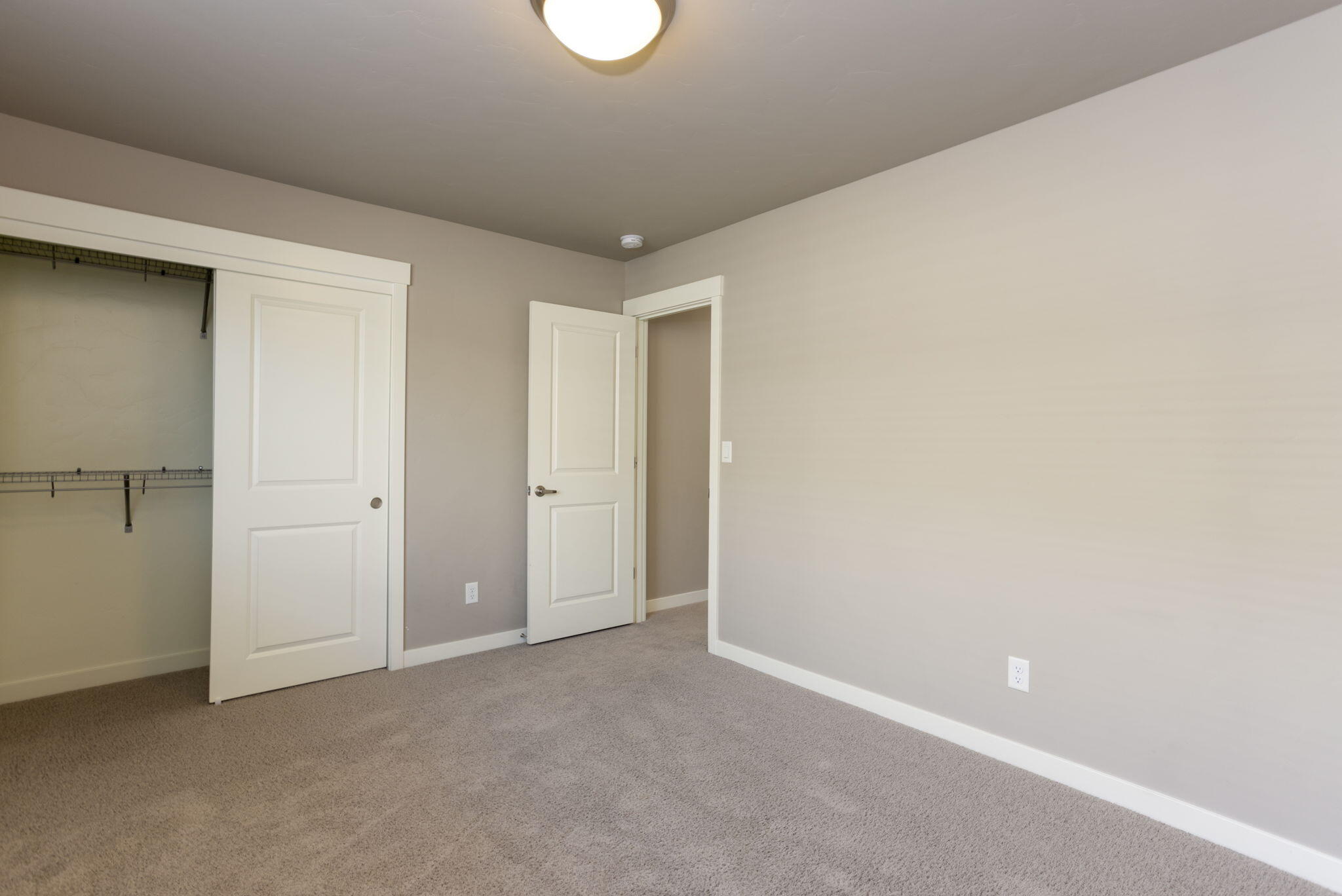 Lava Ridges - Residential