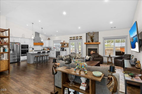 Tiny photo for 48 Black Oak Drive, Medford, OR 97504 (MLS # 220225740)