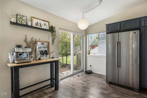 Tiny photo for 63152 Watercress Way, Bend, OR 97701 (MLS # 220227332)