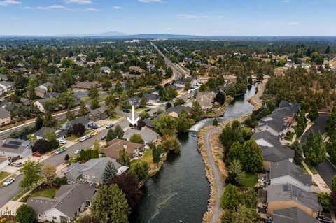 Tiny photo for 63152 Watercress Way, Bend, OR 97701 (MLS # 220227332)