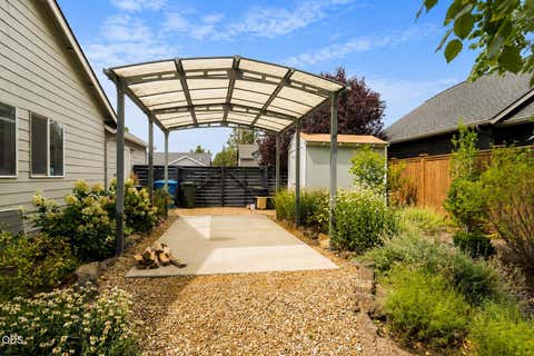 Tiny photo for 63152 Watercress Way, Bend, OR 97701 (MLS # 220227332)