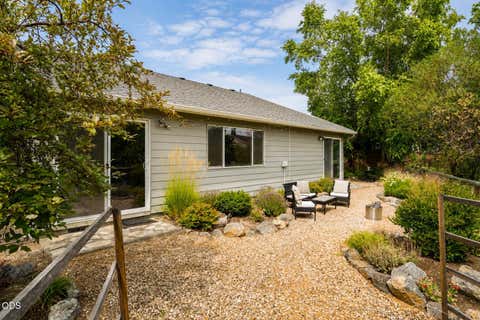 Tiny photo for 63152 Watercress Way, Bend, OR 97701 (MLS # 220227332)