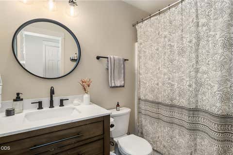 Tiny photo for 63152 Watercress Way, Bend, OR 97701 (MLS # 220227332)
