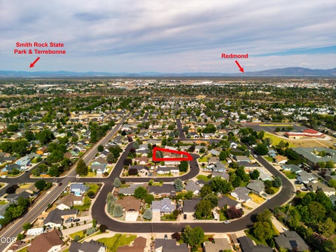 Tiny photo for 710 NW 21st Court, Redmond, OR 97756 (MLS # 220224156)
