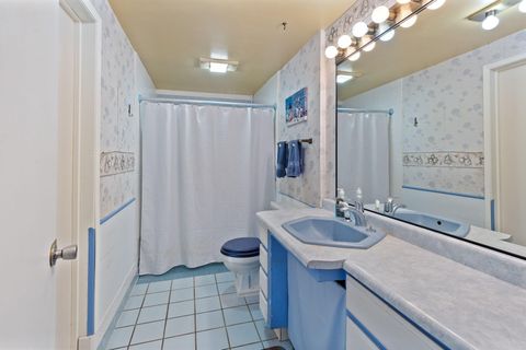 Tiny photo for 1067 SE Ashley Place, Grants Pass, OR 97526 (MLS # 220212576)