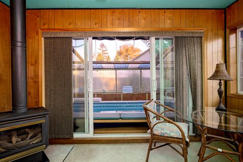 Tiny photo for 1067 SE Ashley Place, Grants Pass, OR 97526 (MLS # 220212576)