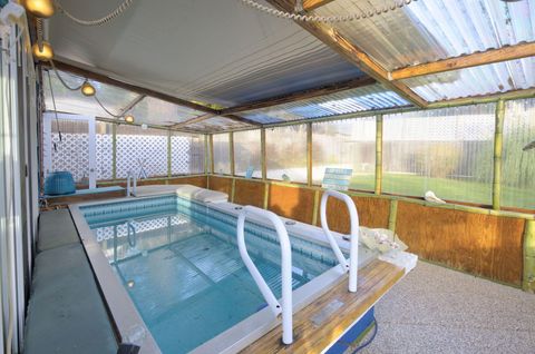 Tiny photo for 1067 SE Ashley Place, Grants Pass, OR 97526 (MLS # 220212576)