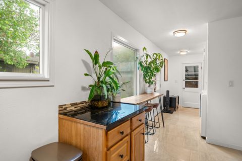 Tiny photo for 1516 Wilson Place, Medford, OR 97504 (MLS # 220220020)