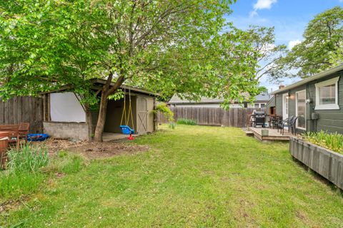 Tiny photo for 1516 Wilson Place, Medford, OR 97504 (MLS # 220220020)