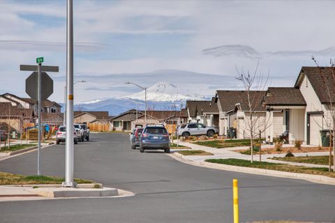 Tiny photo for 1225 NW Willow Parkway Road, Madras, OR 97741 (MLS # 220217489)