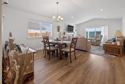 Tiny photo for 1225 NW Willow Parkway Road, Madras, OR 97741 (MLS # 220217489)