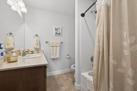 Tiny photo for 1225 NW Willow Parkway Road, Madras, OR 97741 (MLS # 220217489)