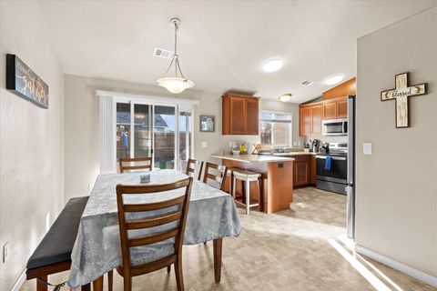 Tiny photo for 2491 Destiny Lane, Medford, OR 97501 (MLS # 220212359)