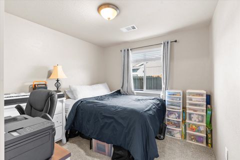 Tiny photo for 2491 Destiny Lane, Medford, OR 97501 (MLS # 220212359)