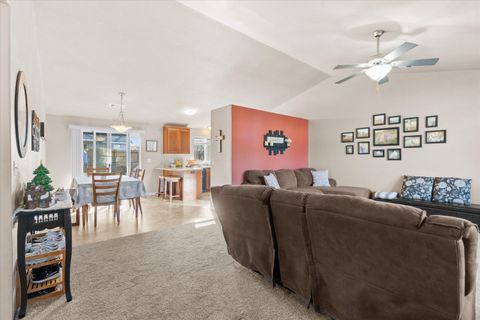 Tiny photo for 2491 Destiny Lane, Medford, OR 97501 (MLS # 220212359)