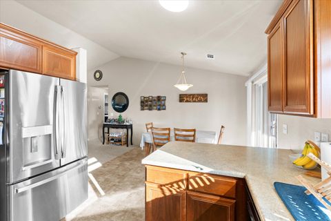 Tiny photo for 2491 Destiny Lane, Medford, OR 97501 (MLS # 220212359)