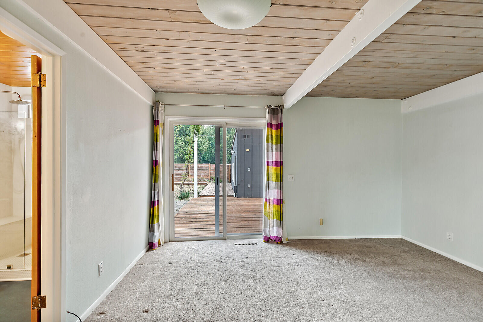 Country Club Manor - Residential