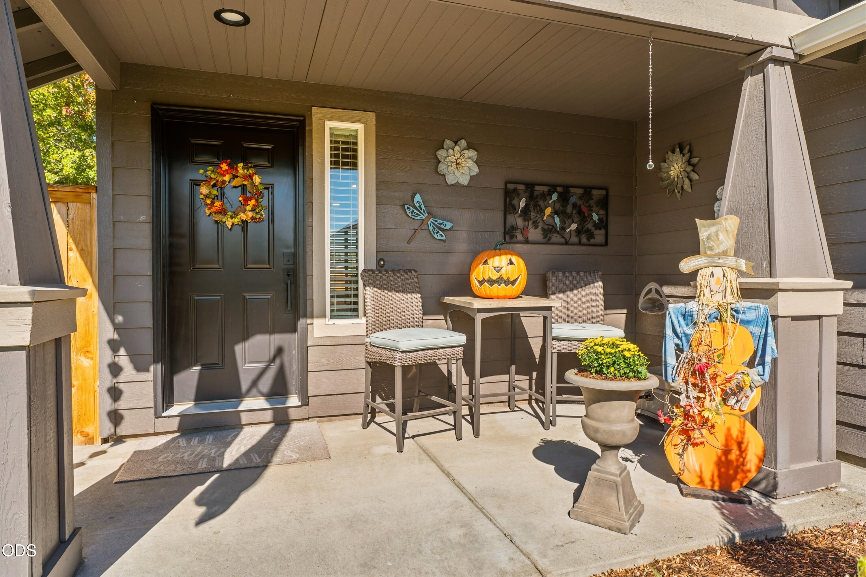3060 NE Yellow Ribbon Drive