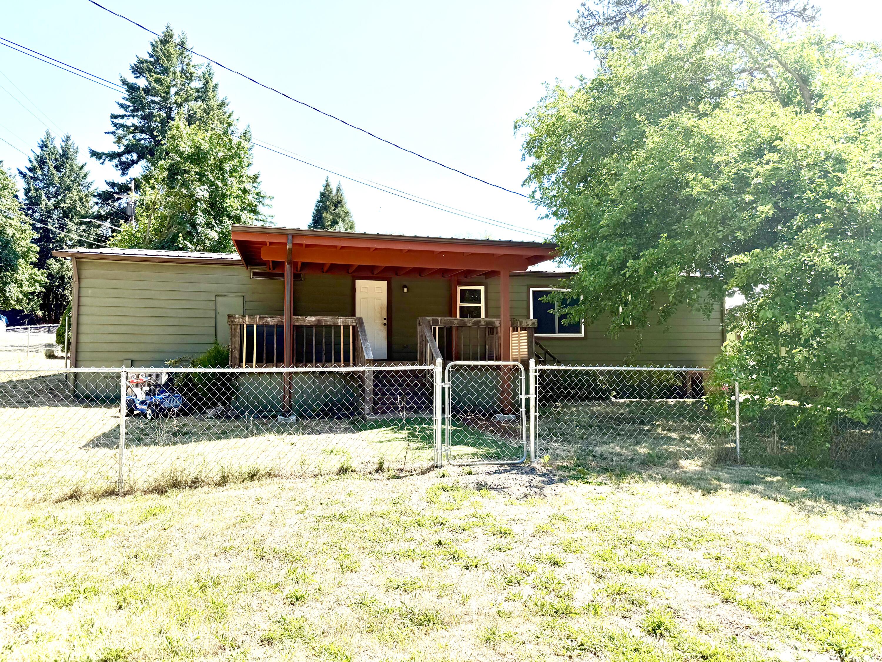 Bluff Additions To Butte Falls - Residential