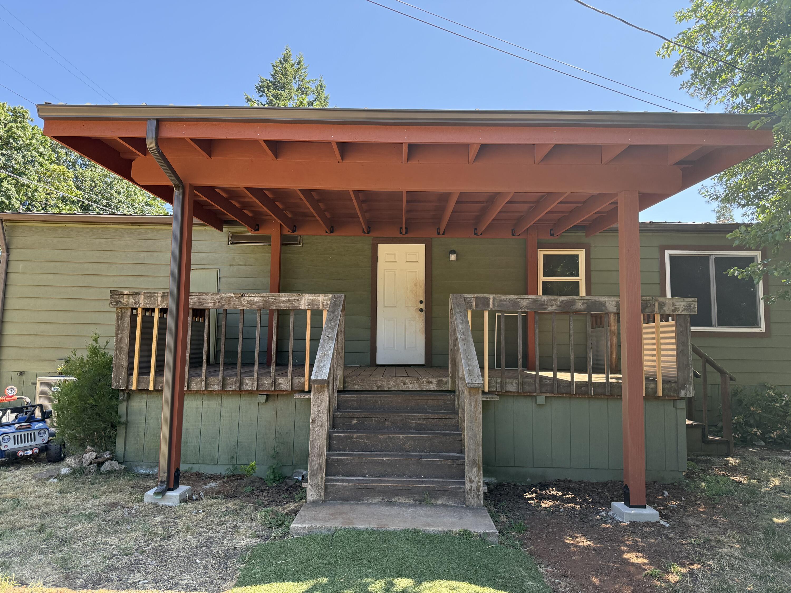 Bluff Additions To Butte Falls - Residential