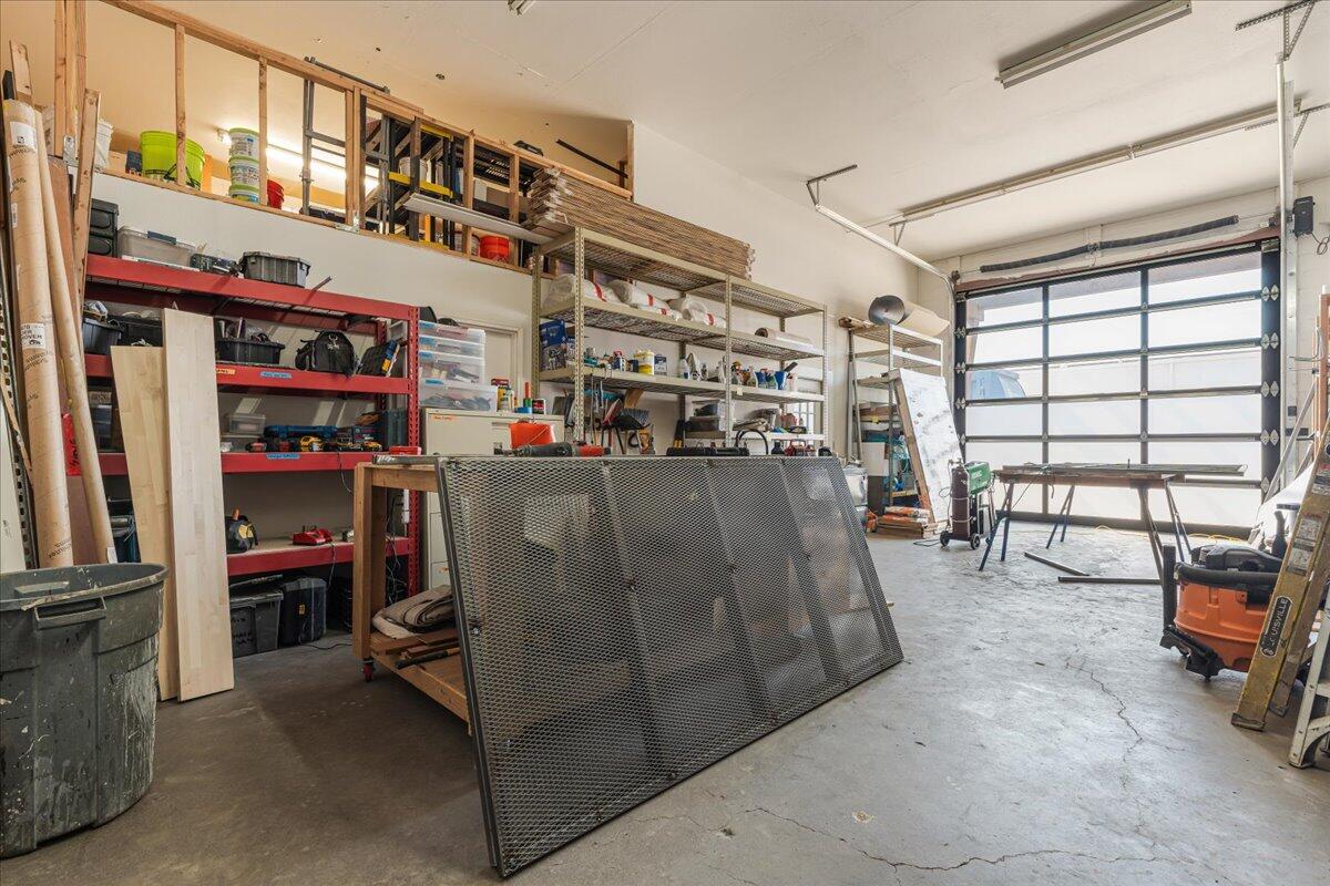 Riverside - Commercial Sale