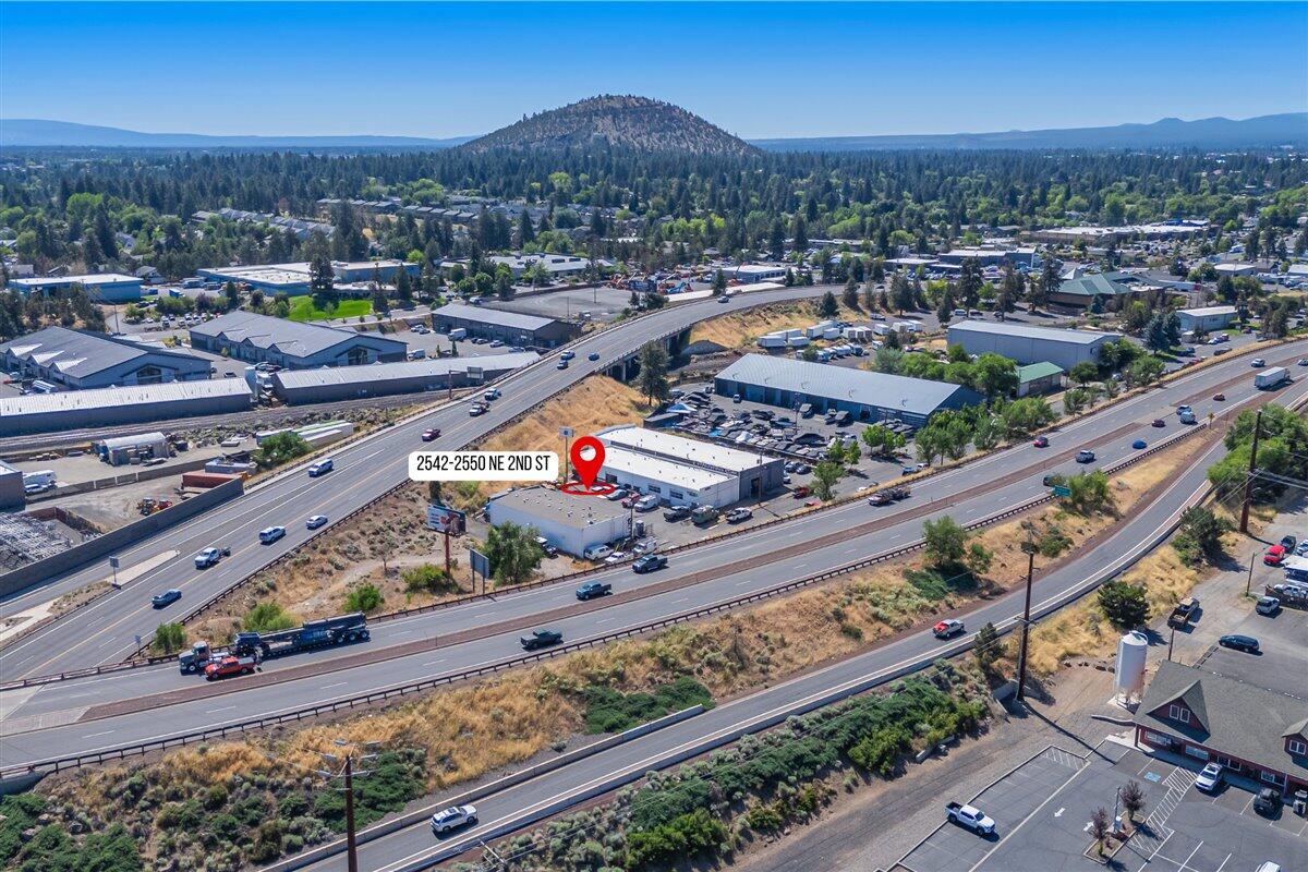 2550 NE 2nd Street