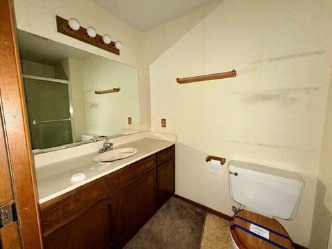 Tiny photo for 1141 Progress Drive #A, Medford, OR 97504 (MLS # 220213177)