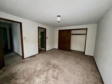 Tiny photo for 1141 Progress Drive #A, Medford, OR 97504 (MLS # 220213177)